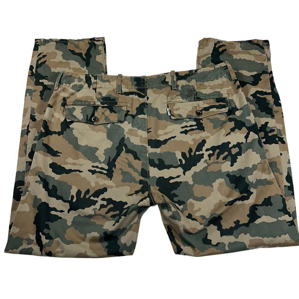 Levi’s White Tab 100% Cotton Camouflage Chino Pants Size 34x29 - Picture 4 of 13